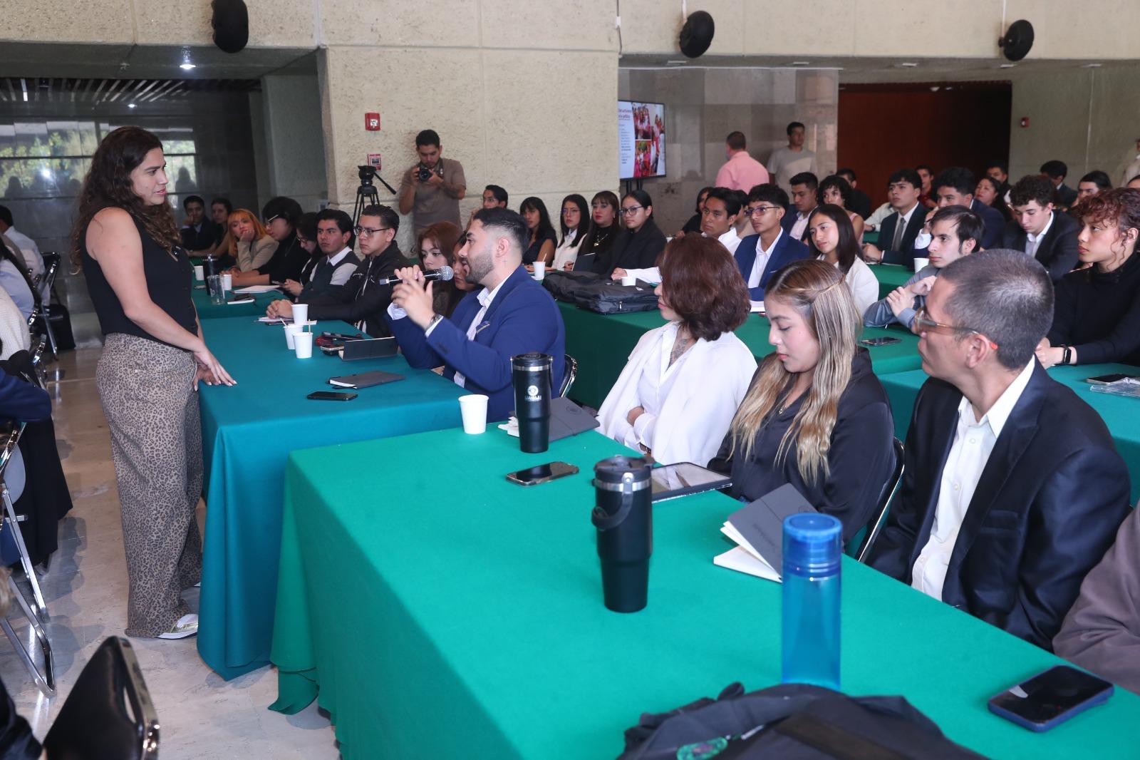 Catalina Monreal impulsa liderazgo femenino en Jóvenes Legislando 2025