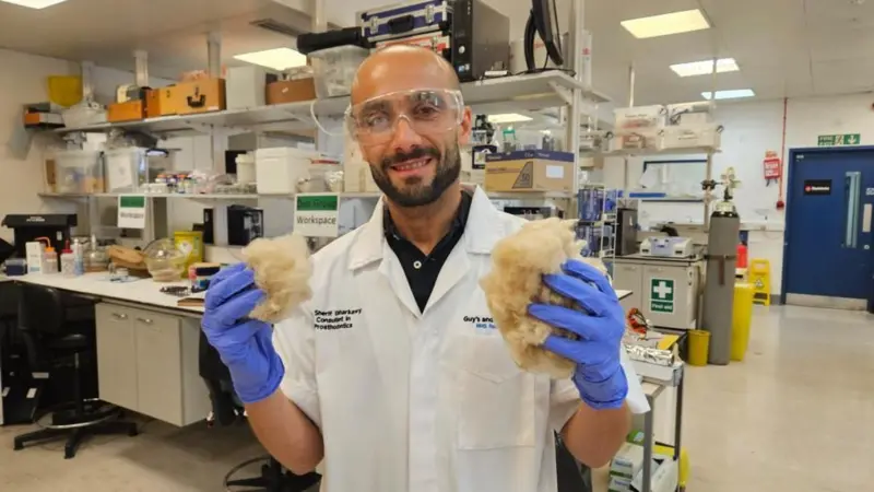 De la peluquería al baño: el dentífrico del futuro podría estar hecho de tu propio cabello