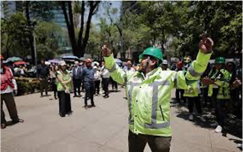 IMSS rompe récord de participación en el Simulacro Nacional 2025