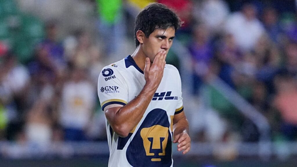 Golpe Bajo para Pumas: Macías Fuera de las Canchas por Nueve Meses