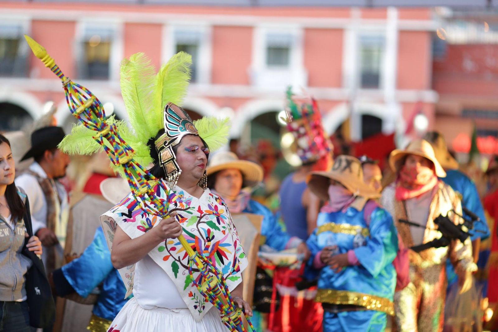 Lánzate al desfile de carnavales en Hidalgo y vive la fiesta previa más grande del estado