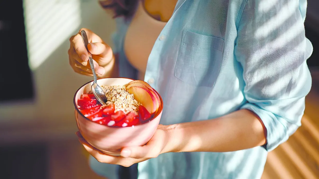 Por qué un buen desayuno puede cambiar tu día: los beneficios de empezar con avena