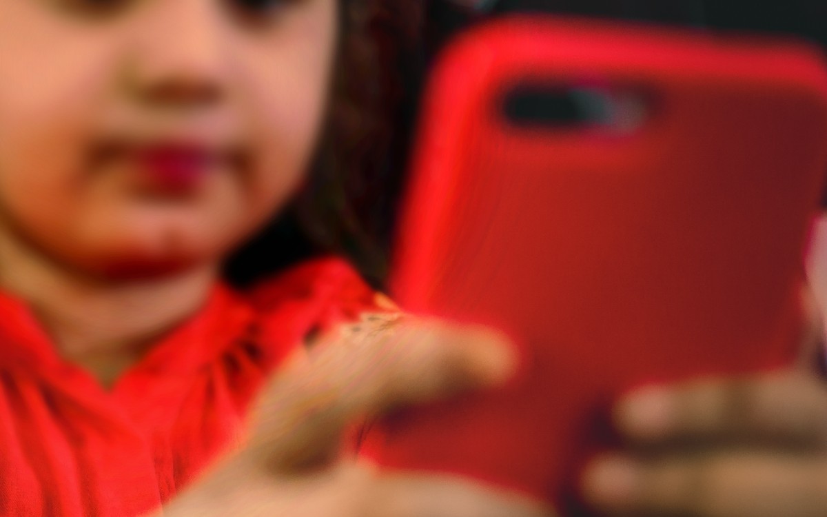 Grecia endurece el control digital: menores de 15 años no podrán usar redes sociales